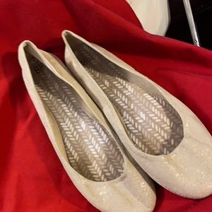 (3/$15)   Shimmering tan Time and Tru flats